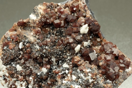 GARNET Var. Andradite GARNET Var. Andradite