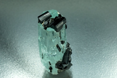 Beryl (Var. Aquamarine) Beryl (Var. Aquamarine)