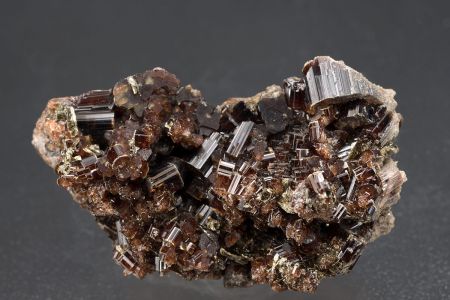 Vesuvianite (Idocrase) Vesuvianite (Idocrase)