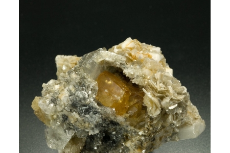 Scheelite & Aquamarine Scheelite & Aquamarine