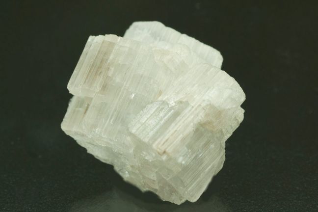 Beryllonite