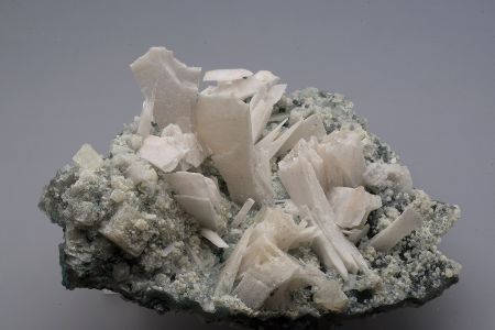Chalcedony after Anhydrite and Chabazite(?)