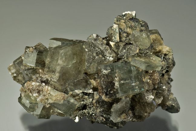 Fluorapatite & arsenopyrite