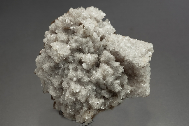 Harmotome on Calcite