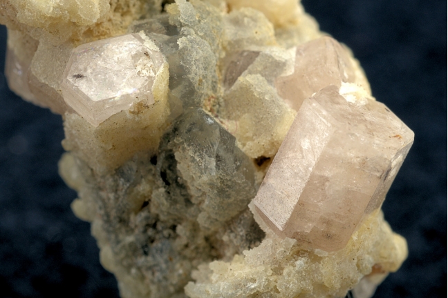 Fluorapatite