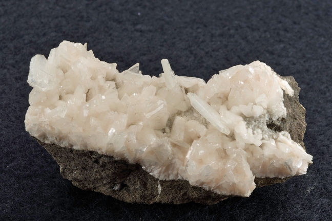 Heulandite and Chabazite