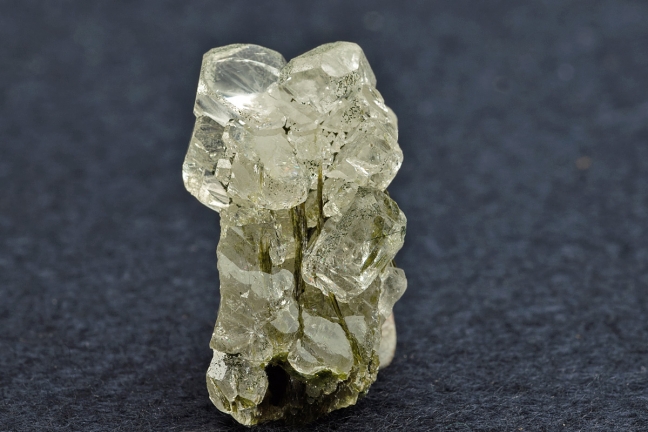 Fluorapatite on Epidote