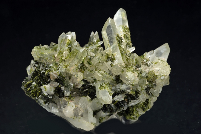 Epidote on Quartz