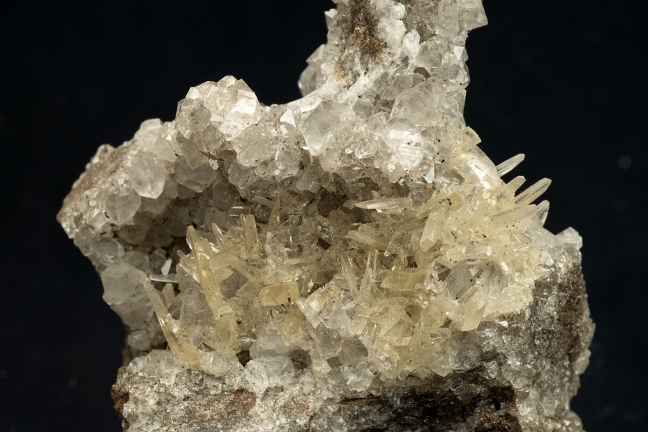 Aragonite and Quartz