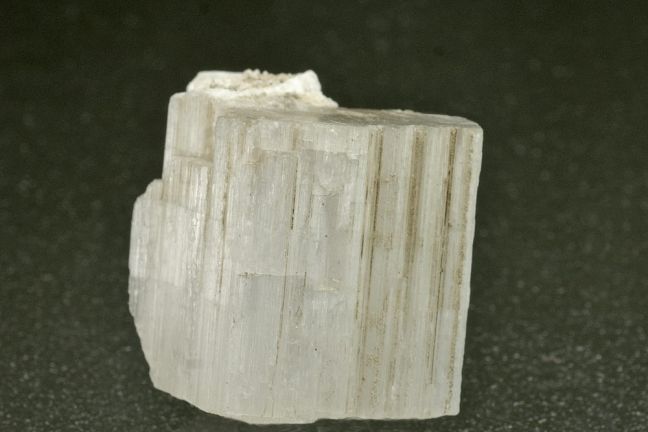 Beryllonite