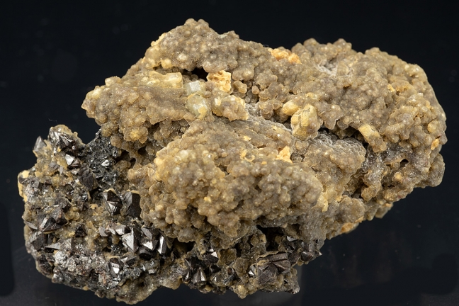 Cassiterite, Fluorapatite & Gilbertite