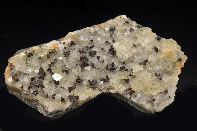 Sphalerite on Fluorite