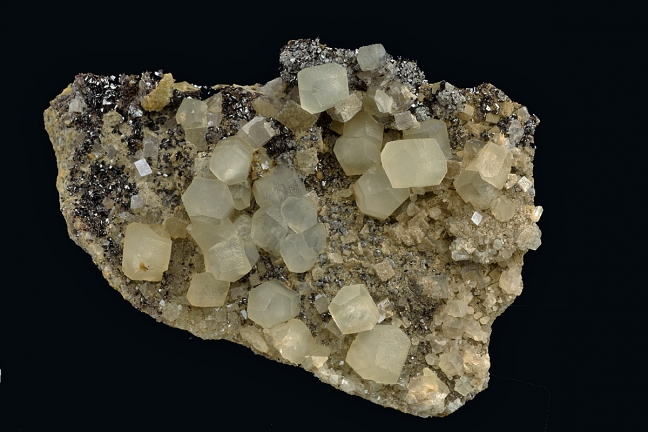 Calcite, Sphalerite & Fluorite Calcite, Sphalerite & Fluorite
