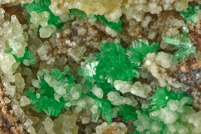 Annabergite with Calcite