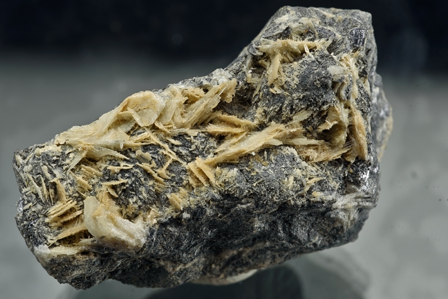 Hydrocerussite
