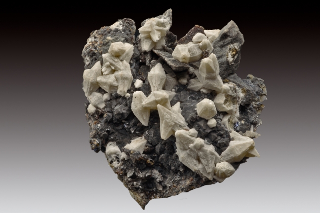 Barite pseudomorph after Alstonite
