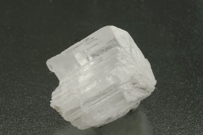 Beryllonite Beryllonite