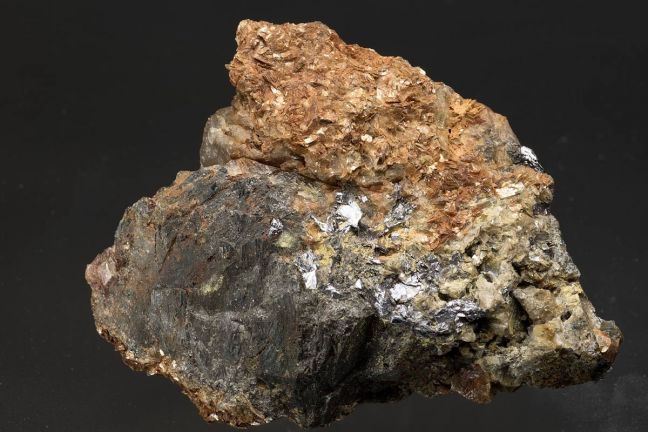 Scheelite with Wolframite