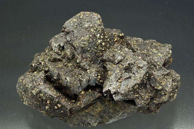 Chalcopyrite on Sphalerite