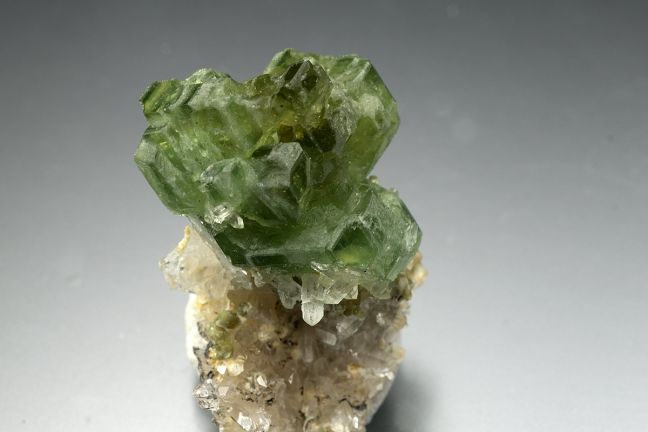 Andradite Garnet Var. Demantoid Andradite Garnet Var. Demantoid