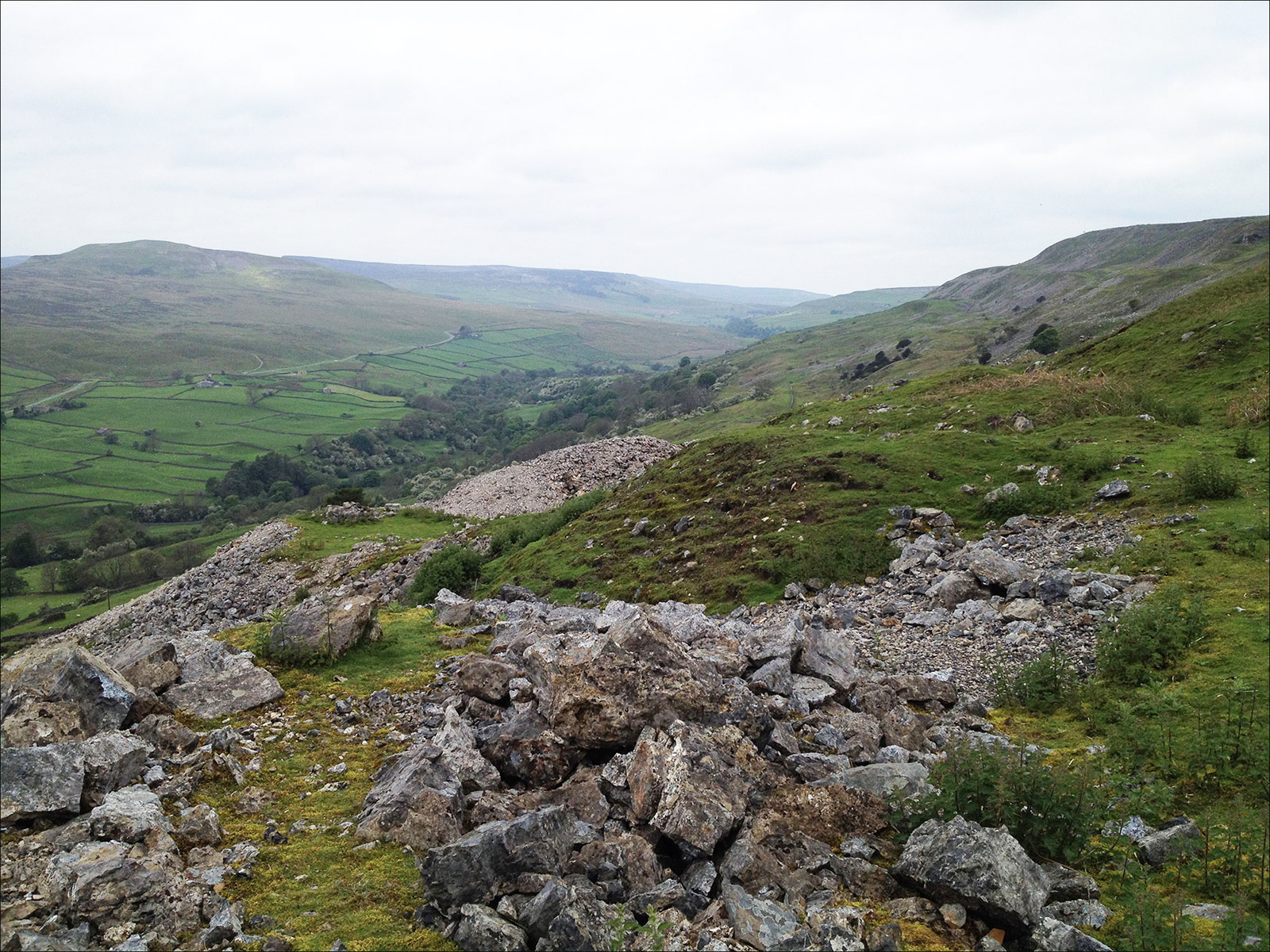 Looking up Arkengarthdale from Fremington Edge.